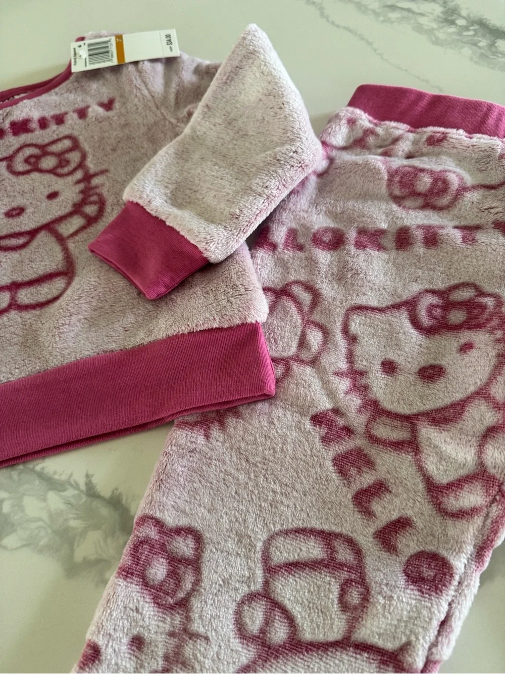 Hello Kitty Toddler Girls Cozy Plush Sweatshirt and Joggers 3T